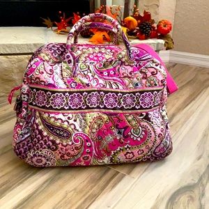 Vera Bradley weekend tote bag